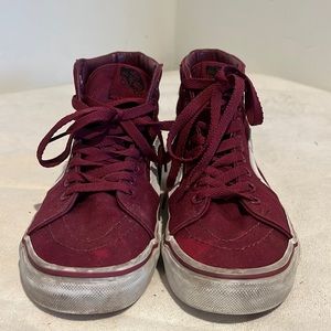 Vans Canvas High tops Skateboard Shoes. Women’s size 7. Men’s size 5.5.